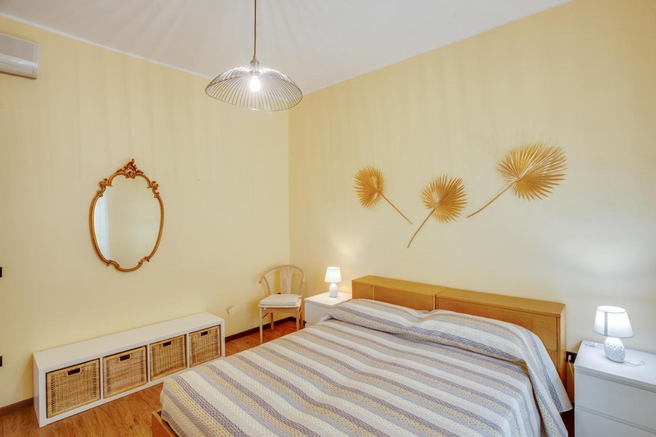 Rosamare Elegant Apartment Поліньяно-а-Маре Екстер'єр фото